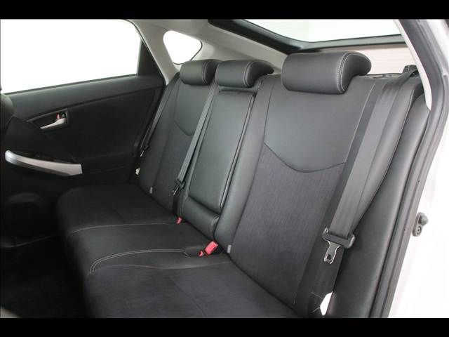 TOYOTA PRIUS 2012 Image 31