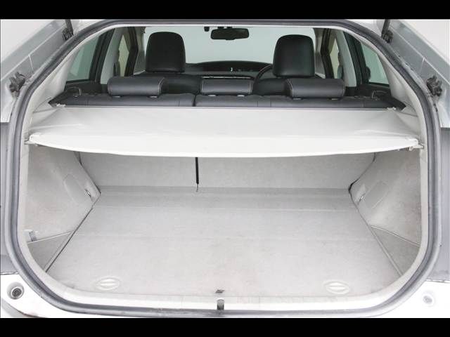 TOYOTA PRIUS 2012 Image 31