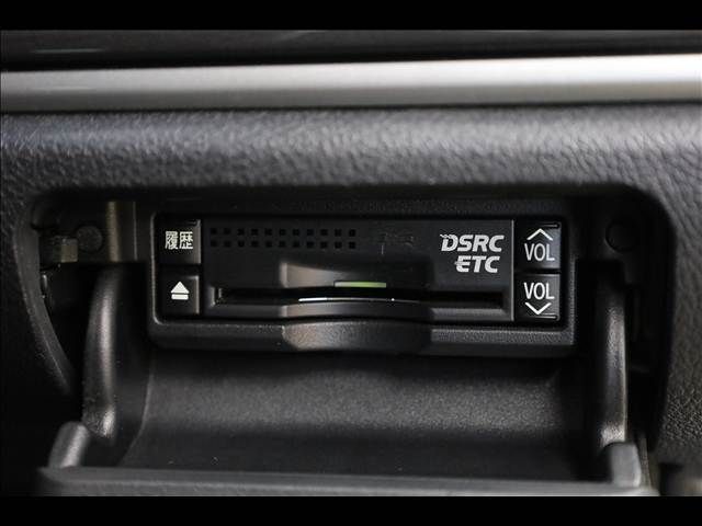 TOYOTA CROWN SEDAN HYBRID 2013 Image 31