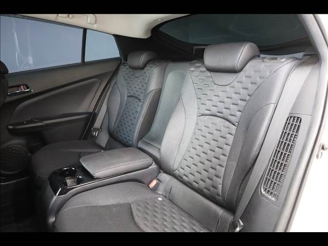 TOYOTA PRIUS PHV 2018 Image 31