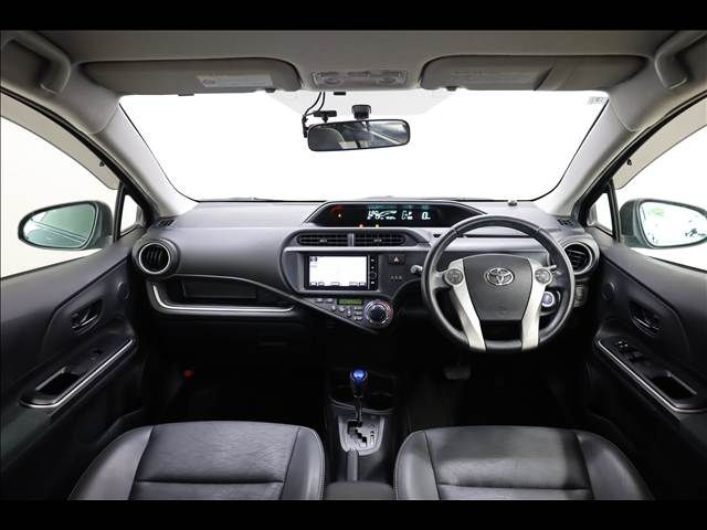 TOYOTA AQUA 2014 Image 31