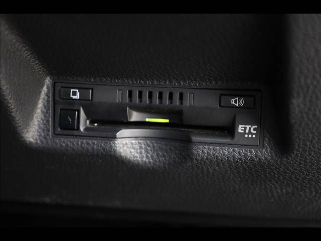 TOYOTA YARIS HYBRID 2020 Image 31