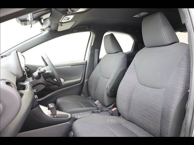 TOYOTA YARIS HYBRID 2020 Image 31