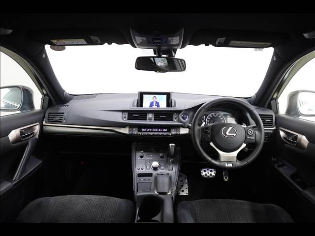 TOYOTA LEXUS CT200H 2014 Image 31