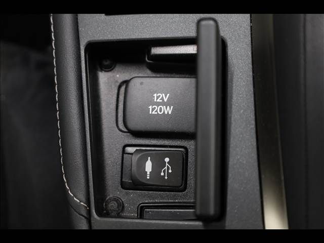 TOYOTA LEXUS CT200H 2014 Image 31