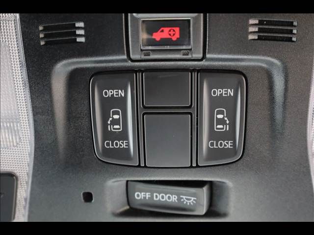 TOYOTA VELLFIRE  HYBRID 4WD 2019 Image 31