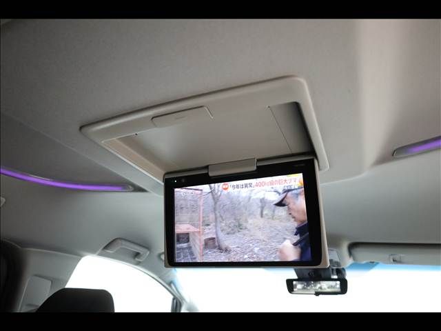 TOYOTA VELLFIRE  HYBRID 4WD 2019 Image 31