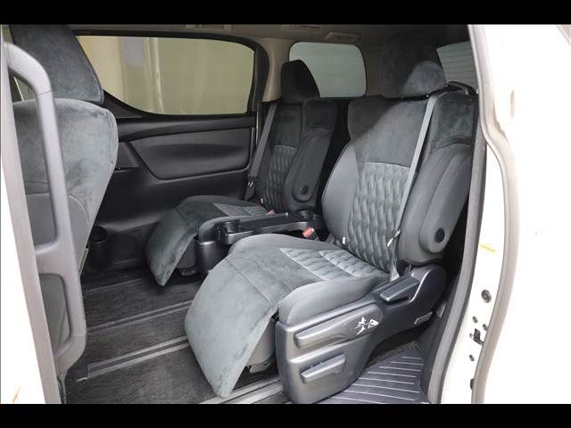 TOYOTA VELLFIRE  HYBRID 4WD 2019 Image 31