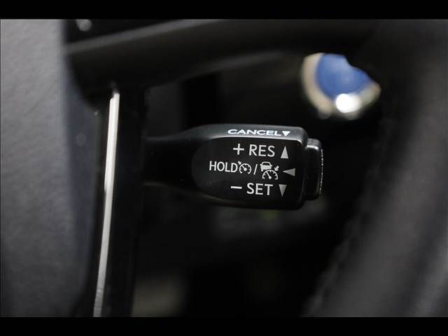 TOYOTA PRIUS PHV 2022 Image 31