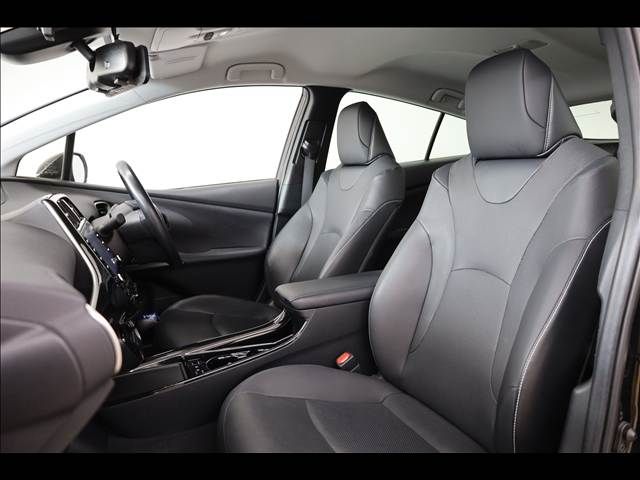 TOYOTA PRIUS PHV 2022 Image 31