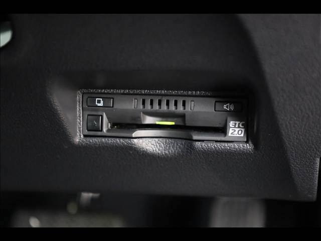 TOYOTA PRIUS PHV 2020 Image 31