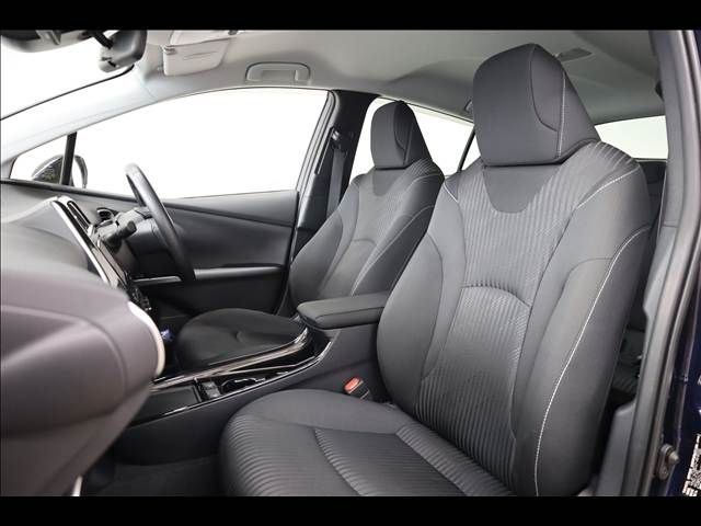 TOYOTA PRIUS PHV 2020 Image 31