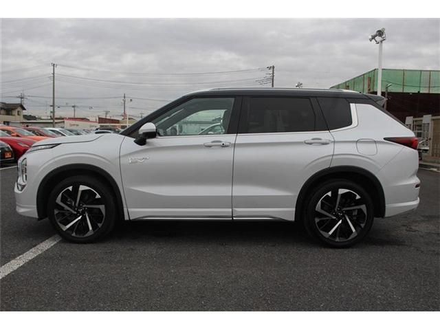 MITSUBISHI OUTLANDER PHEV 2022 Image 31