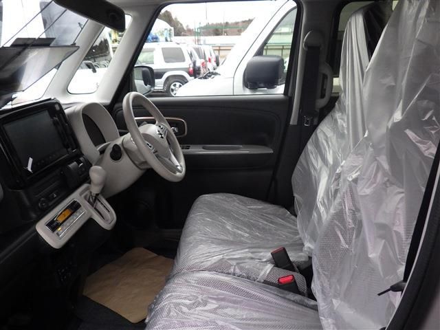 SUZUKI WAGON R SMILE 4WD 2025 Image 31