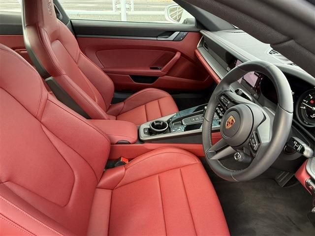 PORSCHE 911 2024 Image 31