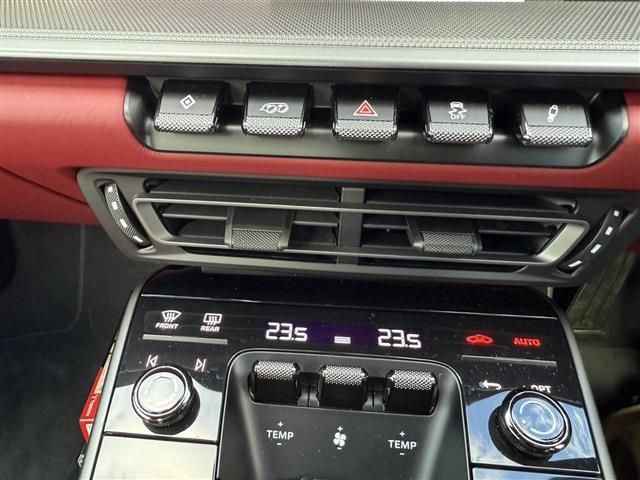 PORSCHE 911 2024 Image 31