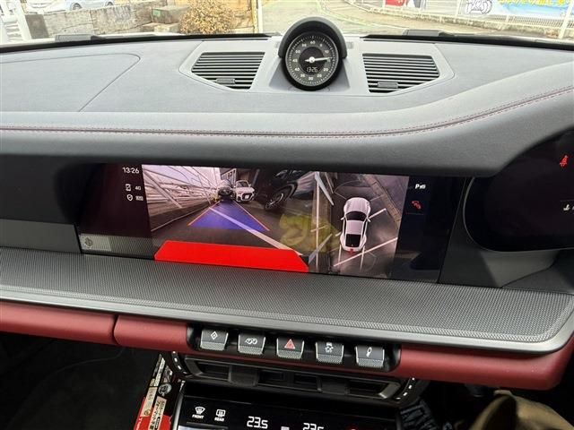 PORSCHE 911 2024 Image 31