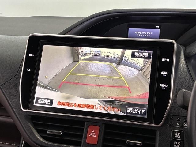 TOYOTA ESQUIRE HYBRID 2018 Image 31