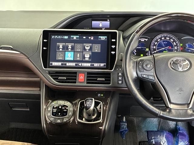 TOYOTA ESQUIRE HYBRID 2018 Image 31