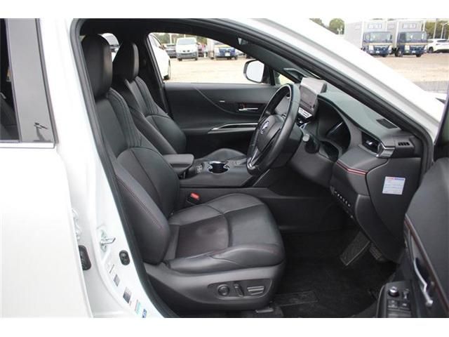 TOYOTA HARRIER PHEV 2023 Image 31