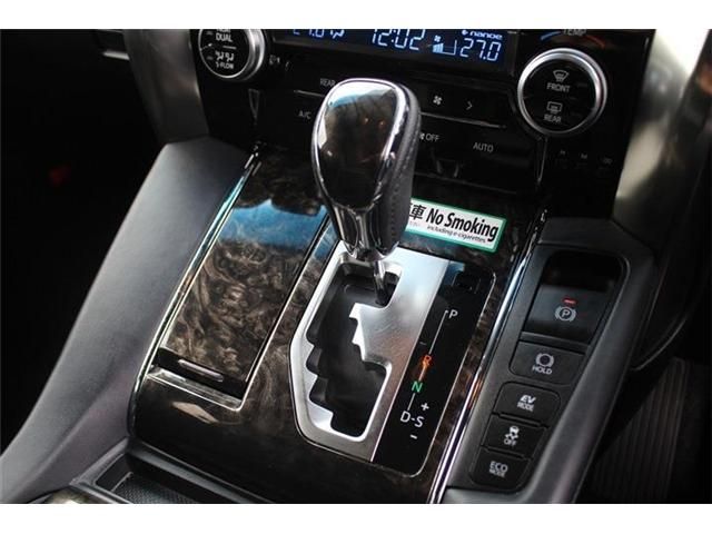 TOYOTA ALPHARD HYBRID 4WD 2022 Image 31