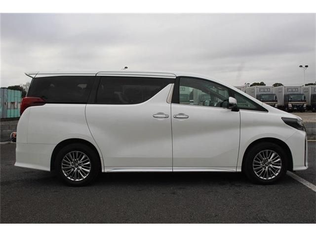 TOYOTA ALPHARD HYBRID 4WD 2022 Image 31