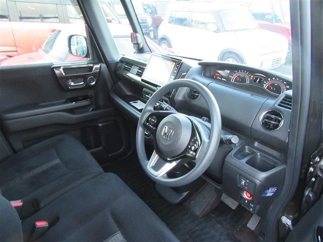 HONDA N BOX CUSTOM 2018 Image 31