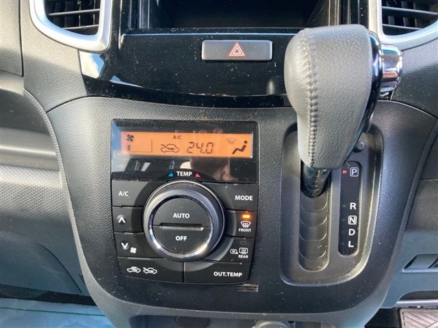 SUZUKI SOLIO BANDIT 4WD 2013 Image 31