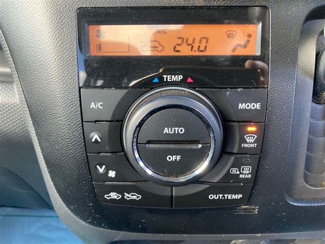 SUZUKI SOLIO BANDIT 4WD 2013 Image 31