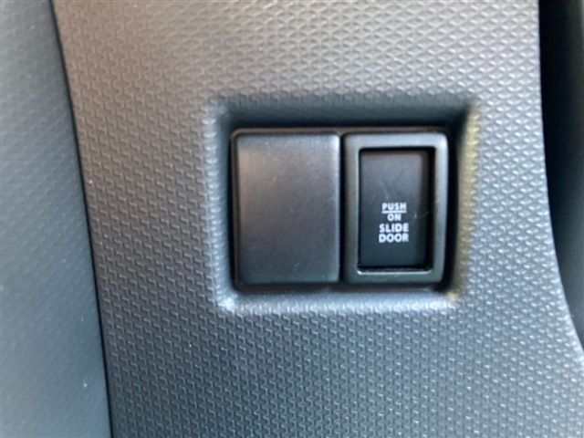 SUZUKI SOLIO BANDIT 4WD 2013 Image 31