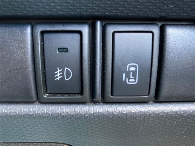 SUZUKI SOLIO BANDIT 4WD 2013 Image 31