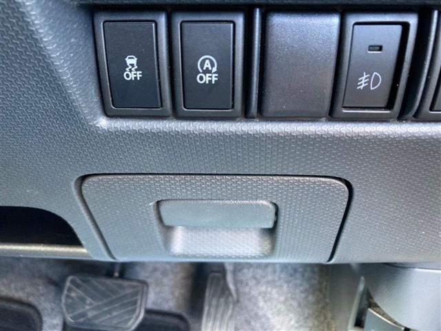 SUZUKI SOLIO BANDIT 4WD 2013 Image 31