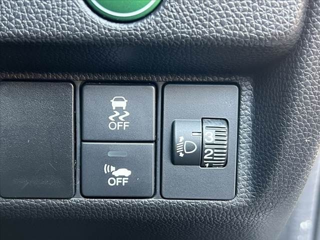 HONDA FIT HYBRID 2014 Image 31