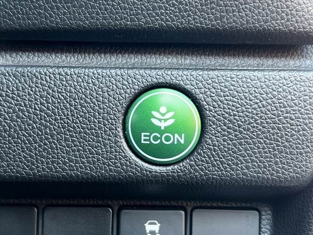 HONDA FIT HYBRID 2014 Image 31