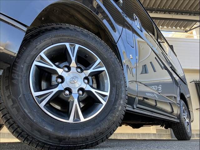 TOYOTA HIACE VAN 4WD 2023 Image 31