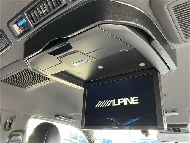 TOYOTA HIACE VAN 4WD 2023 Image 31