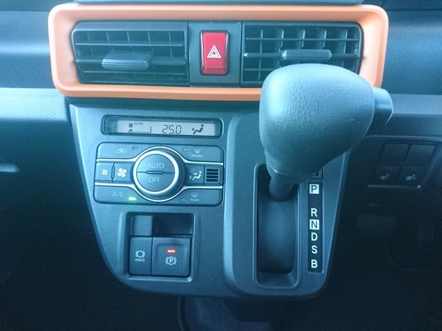 DAIHATSU TANTO 2024 Image 31