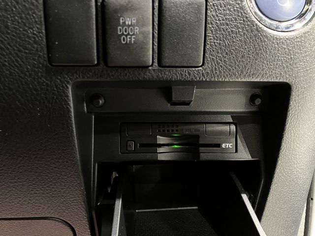 TOYOTA ALPHARD HYBRID 4WD 2015 Image 31