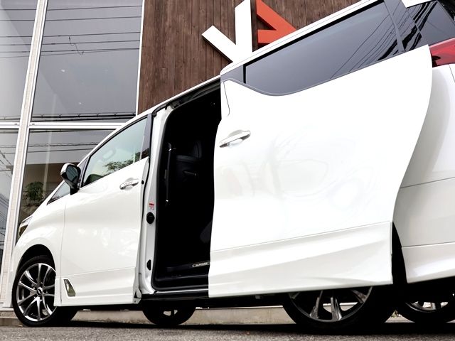 TOYOTA ALPHARD HYBRID 4WD 2023 Image 31