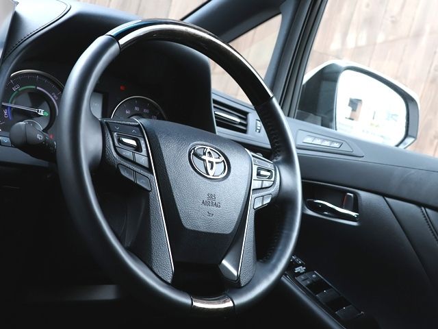 TOYOTA ALPHARD HYBRID 4WD 2023 Image 31