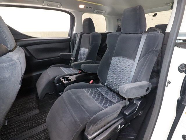 TOYOTA VELLFIRE 2015 Image 31