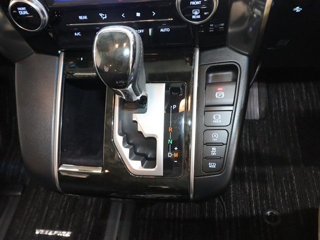 TOYOTA VELLFIRE 2015 Image 31