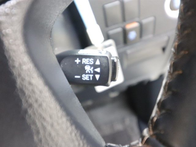 TOYOTA VELLFIRE 2015 Image 31