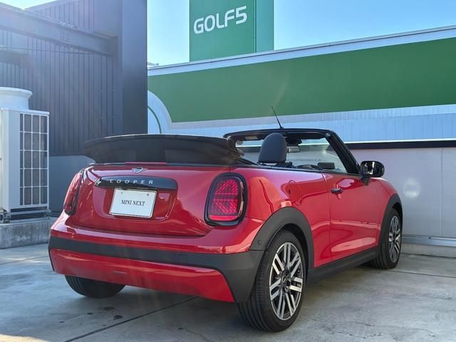 BMW MINI COOPER OPEN 2025 Image 31