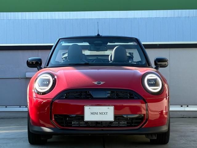 BMW MINI COOPER OPEN 2025 Image 31