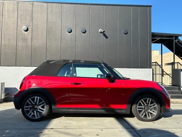 BMW MINI COOPER OPEN 2025 Image 31