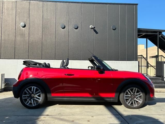 BMW MINI COOPER OPEN 2025 Image 31