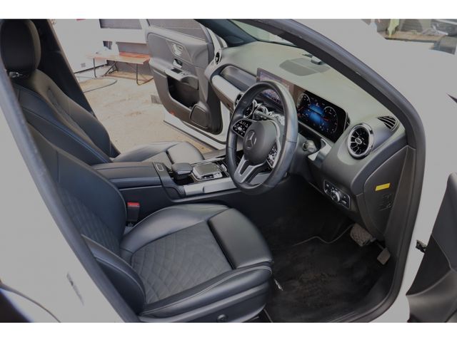 MERCEDES BENZ GLB 2020 Image 31