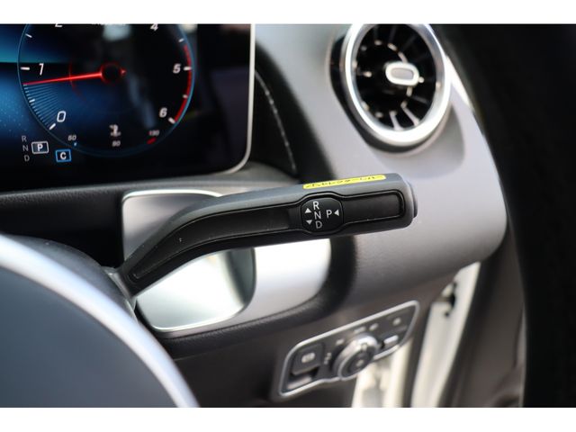 MERCEDES BENZ GLB 2020 Image 31