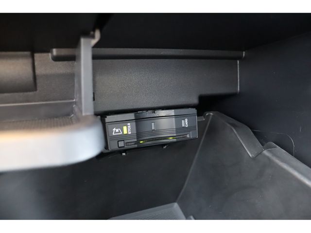 MERCEDES BENZ GLB 2020 Image 31